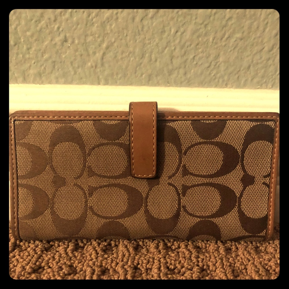 Coach wallet